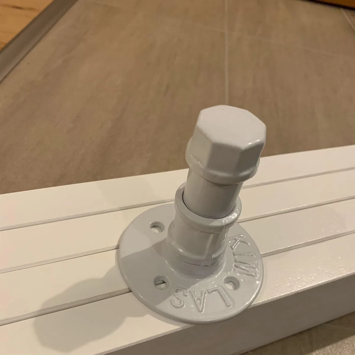 Pasamanos Escalera Madera, Barandilla de escalera antideslizante con soportes, Contra la Pared Kit de Barra de Agarre de Seguridad Para Ancianos y Niños, para Pasillo Villa Loft (White, 150cm)