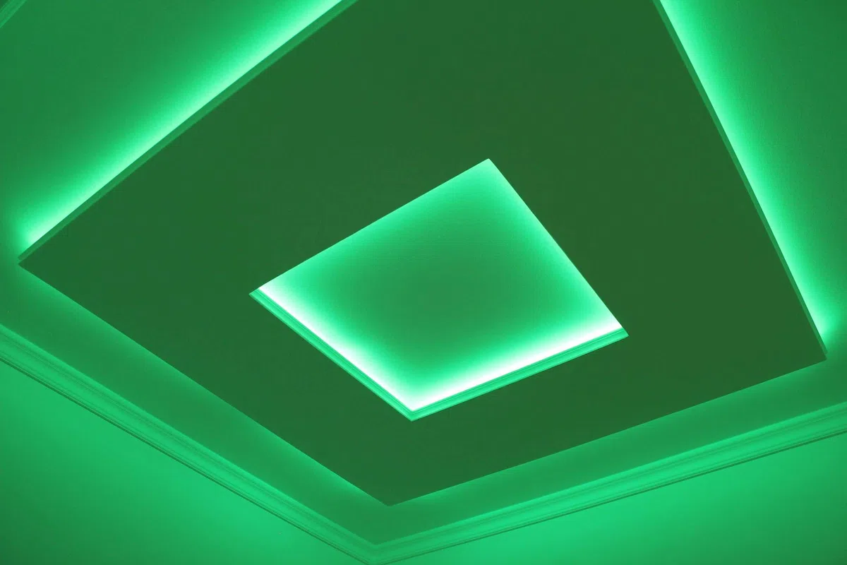 Perfiles de estuco HEXIM LED paquetes de ahorro - Iluminación indirecta con tiras de techo de PU, ligeras y opacas- (10m LED-19) Decoración spot de esquina en el interior