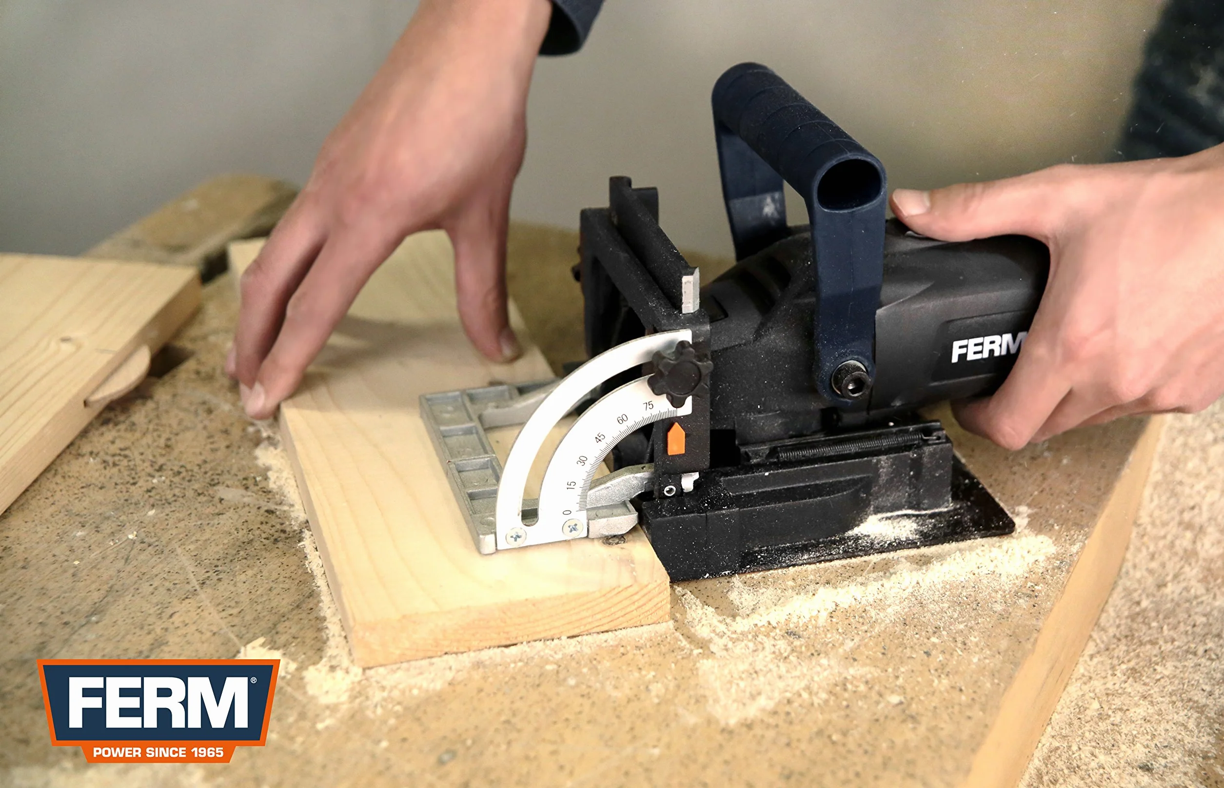Precision biscuit jointer 900W