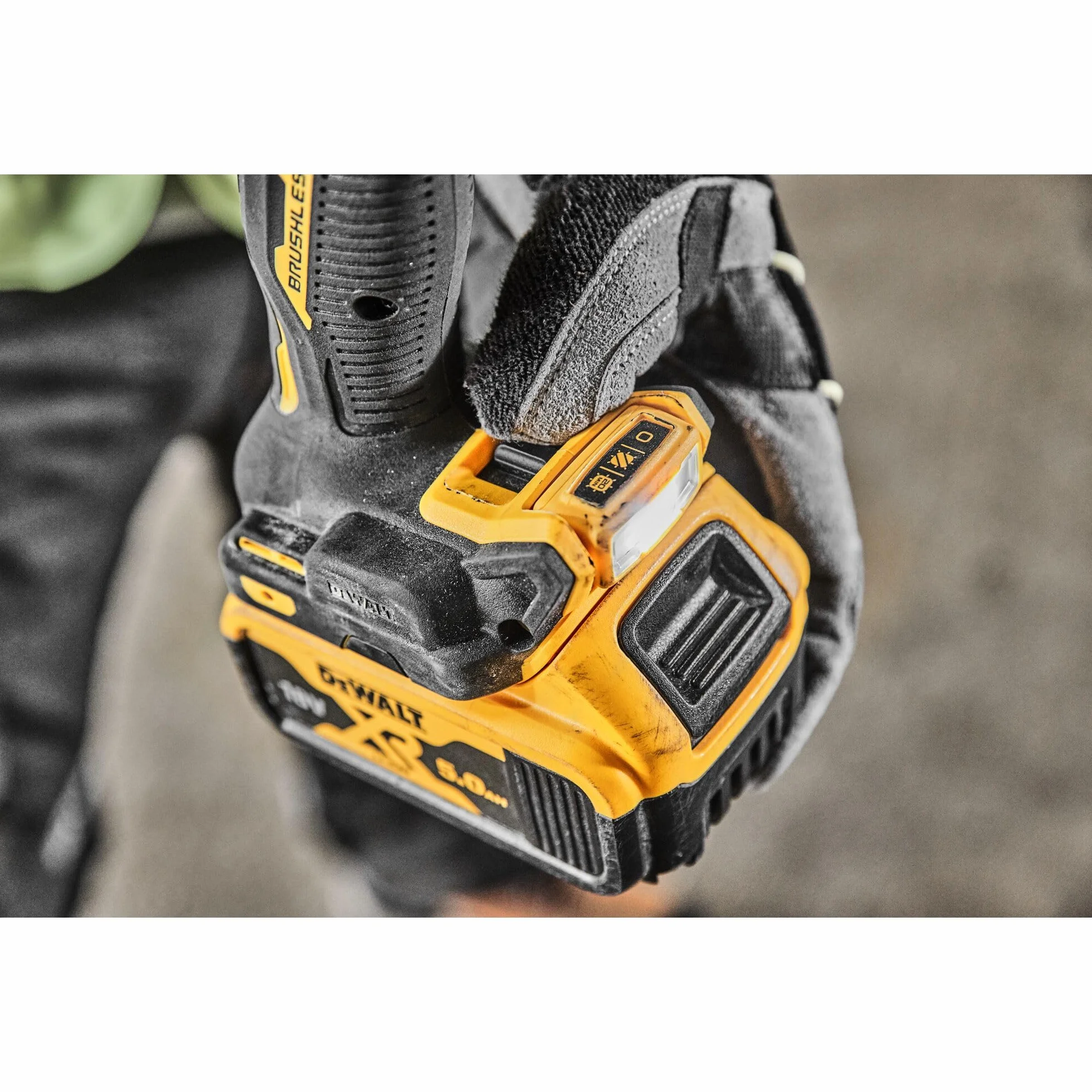 DEWALT DCD805P2T-QW - Taladro Percutor compacto sin escobillas XR 18V Li-Ion 5Ah